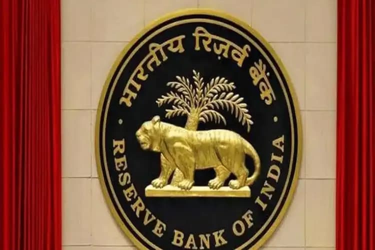 भारत का विदेशी मुद्रा भंडार पहली बार 707 अरब डॉलर के पार, एक सप्ताह में 14.1 अरब डॉलर का उछाल